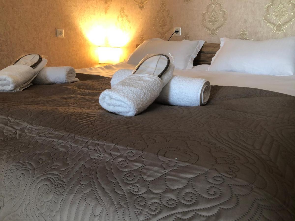 Wander Kazbegi Hotel Buitenkant foto